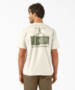 Apison Graphic T-Shirt