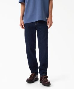 982 Slim Tapered Jeans